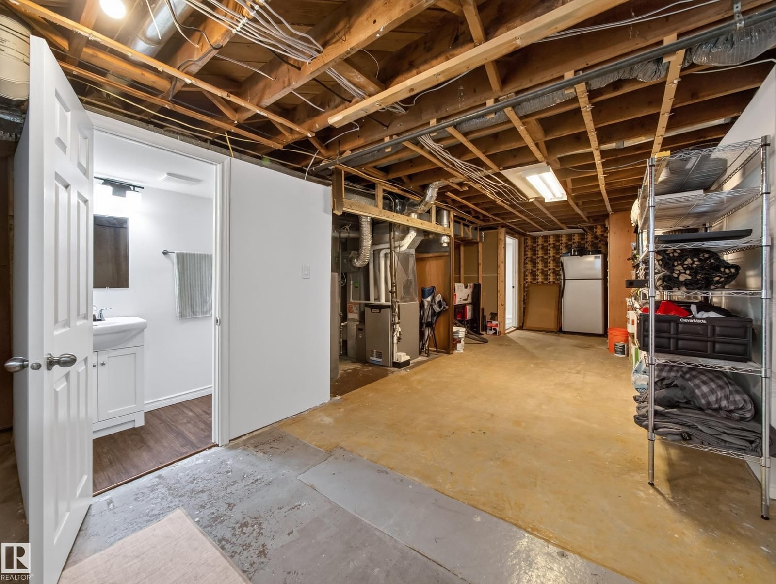 Lower level storage area