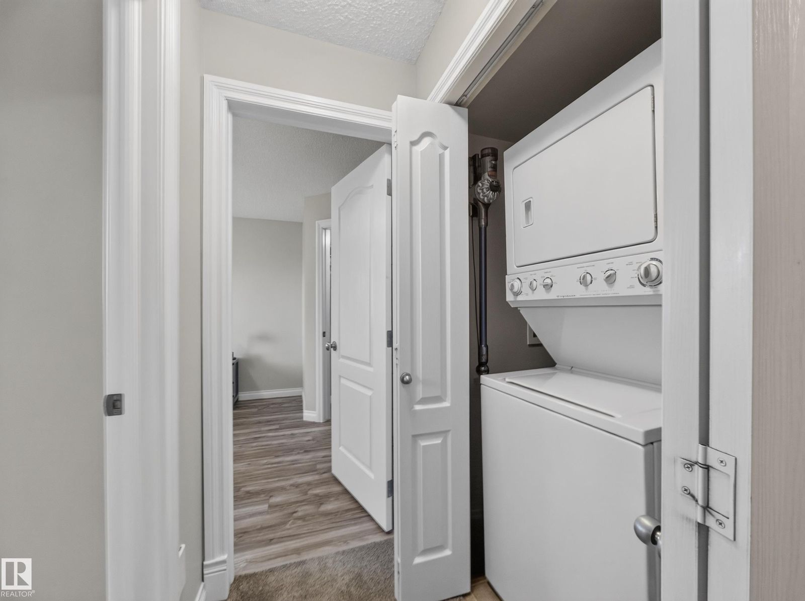 Laundry closet and bedroom door